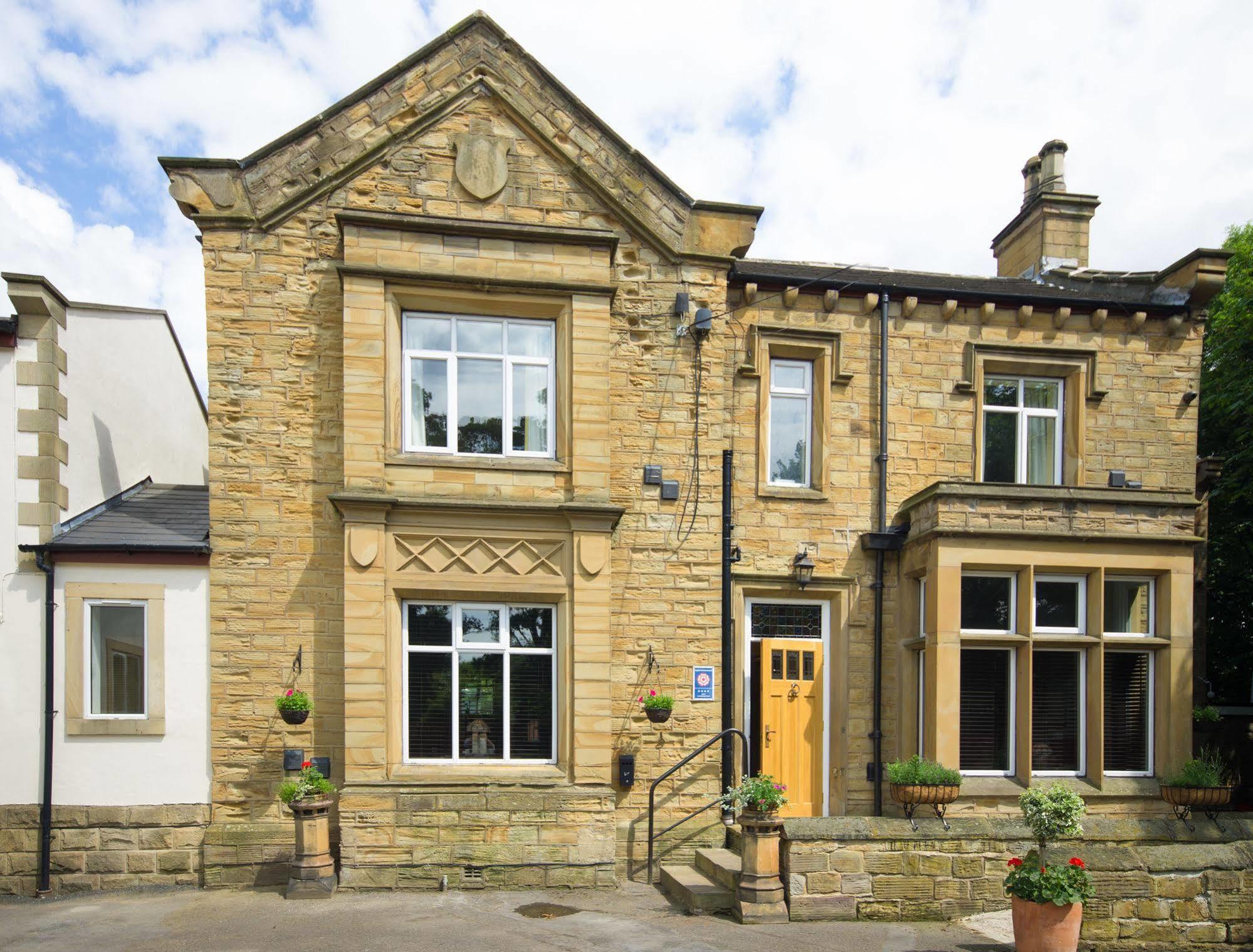 Wakefield Limes Lodge エクステリア 写真